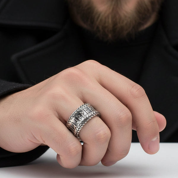 Vintage Viking Brev Ring i Titanstål Europeisk Stil